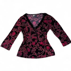 magenta and black vintage top